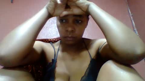 rovaelyah online show from 05-07-26, 02:28