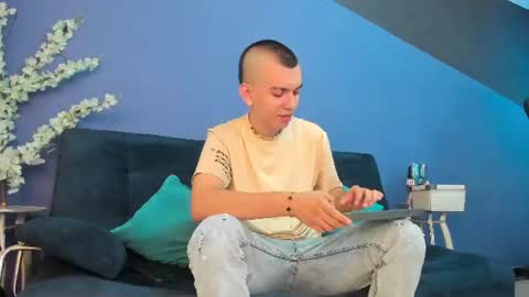 Rowan online show from 07-10-26, 12:19