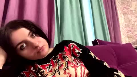 Snapshot of rowenafort chatting on 07-28-26, 04:39 Mico online show from 07-28-26, 04:39