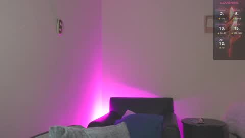 Roxanna online show from 02-27-25, 10:09