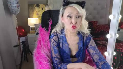 Roxalana online show from 04-13-26, 06:24