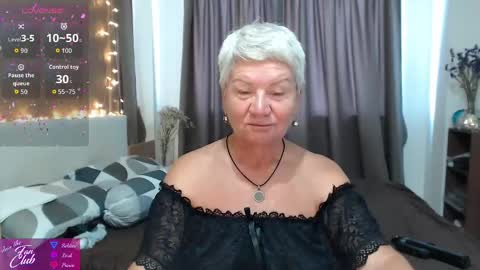 Snapshot of roxana_brooks chatting on 06-03-26, 12:46 Roxana online show from 06-03-26, 12:46