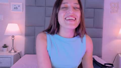 Roxana   online show from 10-11-25, 06:39