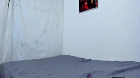 Snapshot of roxanajames__ chatting on 09-20-25, 06:42 roxy online show from 09-20-25, 06:42