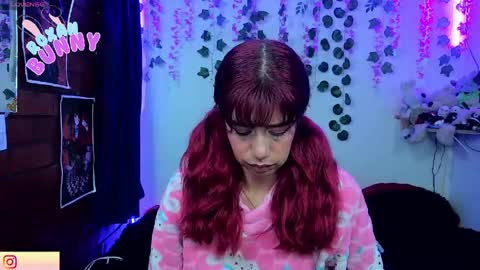 Snapshot of roxanbunny chatting on 05-04-26, 08:32 roxxy online show from 05-04-26, 08:32