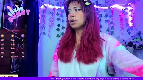 Snapshot of roxanbunny chatting on 05-09-26, 08:41 roxxy online show from 05-09-26, 08:41