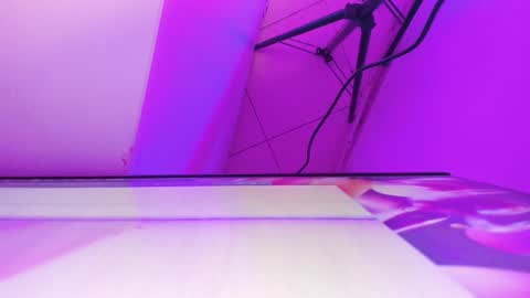 Roxane online show from 02-04-26, 06:41