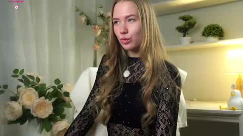 Anna Lokiss online show from 04-18-26, 12:20