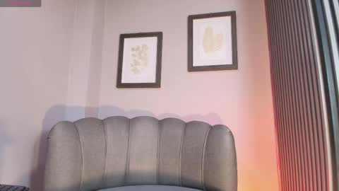 Roxanna  online show from 05-29-26, 12:14