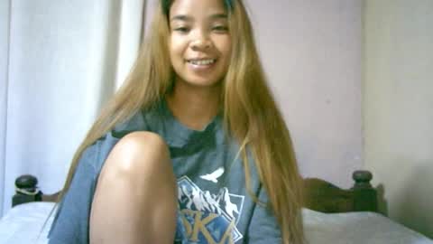 roxanne_98 online show from 11-20-25, 12:33