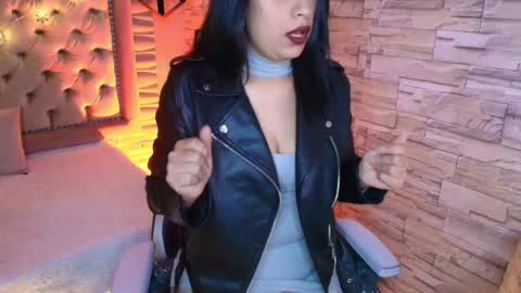 Snapshot of roxanne_han chatting on 09-28-25, 11:26 roxanne_han online show from 09-28-25, 11:26