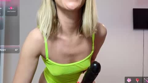 roxanne online show from 06-11-26, 04:27