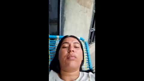 Snapshot of roxi_liss chatting on 01-06-26, 10:45 roxi_liss online show from 01-06-26, 10:45