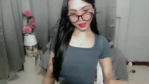 Roxie online show from 01-04-25, 01:52