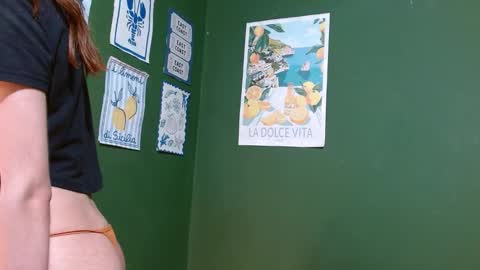 Roxie online show from 11-16-25, 01:55