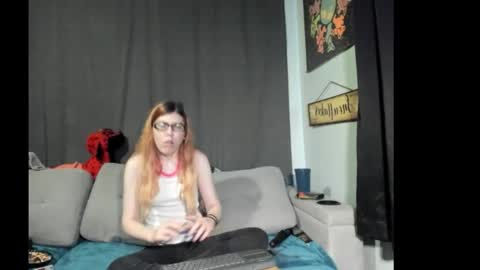 roxihazeleyes online show from 10-27-25, 01:15