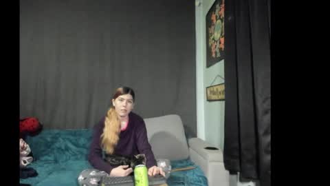 roxihazeleyes online show from 11-22-25, 10:53