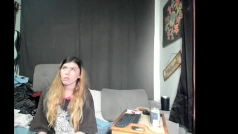 roxihazeleyes online show from 03-16-26, 06:01