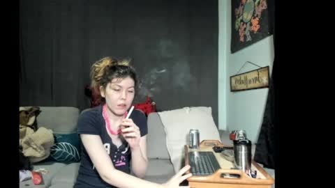 Snapshot of roxihazeleyes chatting on 06-08-26, 12:36 roxihazeleyes online show from 06-08-26, 12:36