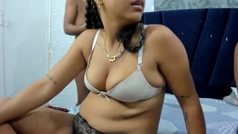 roxxy_velasquez online show from 01-10-26, 02:57