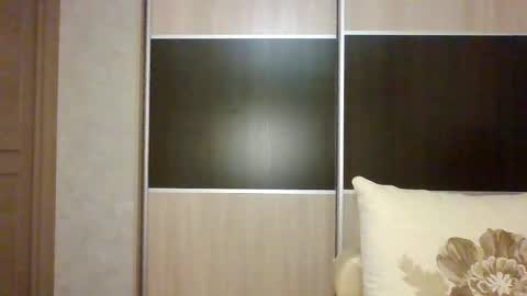 Roxxy Wharton online show from 11-15-25, 07:16