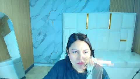 Roxy online show from 04-20-26, 01:25