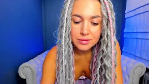 Roxy online show from 10-09-25, 02:31