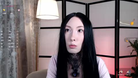 roxanne online show from 05-25-26, 03:34