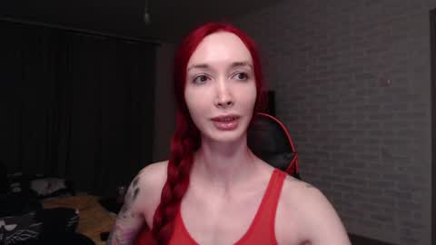 Snapshot of roxy_silver chatting on 05-24-26, 08:36 Roxy online show from 05-24-26, 08:36