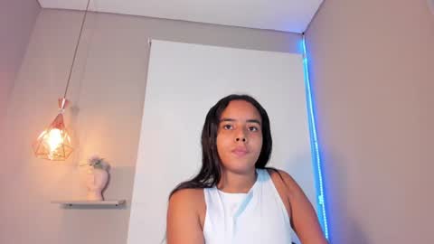Snapshot of roxy_stone1 chatting on 06-29-26, 07:25 roxy_stone1 online show from 06-29-26, 07:25