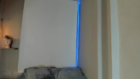 Snapshot of roxy_stone1 chatting on 07-09-26, 07:51 roxy_stone1 online show from 07-09-26, 07:51
