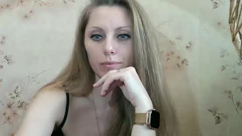 roxyfox18x01 online show from 01-14-26, 10:43