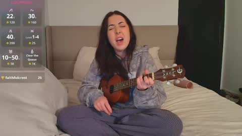 Snapshot of roxylilosh chatting on 05-03-26, 01:00 Roxy online show from 05-03-26, 01:00