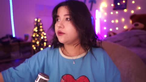 Snapshot of roxysuh chatting on 12-08-24, 08:30 roxysuh online show from 12-08-24, 08:30