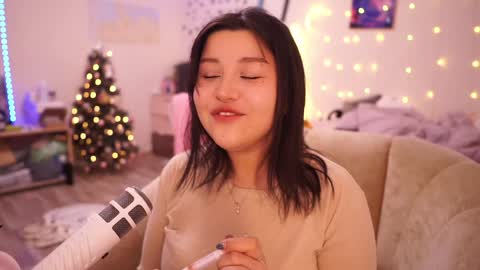 Snapshot of roxysuh chatting on 02-04-25, 05:53 roxysuh online show from 02-04-25, 05:53