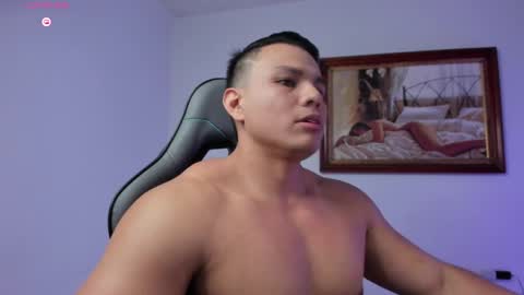 Snapshot of roy__constance chatting on 05-16-26, 04:20 Roy Constance online show from 05-16-26, 04:20