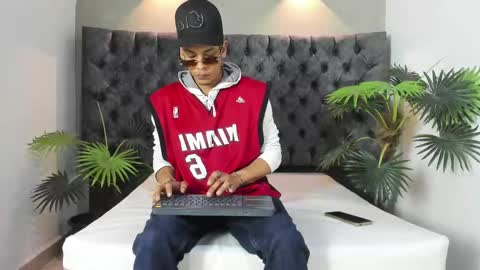ROY online show from 10-05-25, 08:07