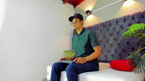 ROY online show from 10-08-25, 08:39