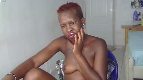 Snapshot of royal_goddes chatting on 12-20-24, 12:05 goddes online show from 12-20-24, 12:05