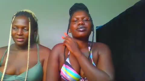 Snapshot of royal_goddes chatting on 03-09-25, 02:39 goddes online show from 03-09-25, 02:39