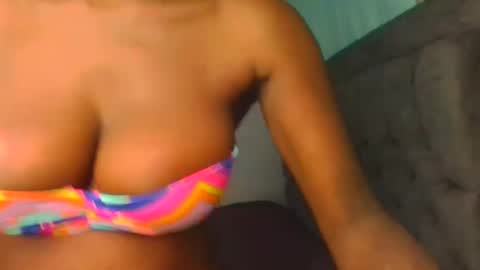 Snapshot of royal_goddes chatting on 03-11-25, 04:18 goddes online show from 03-11-25, 04:18
