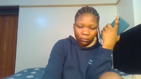 Snapshot of royal_goddes chatting on 10-10-25, 02:54 goddes online show from 10-10-25, 02:54