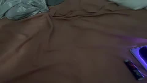 Snapshot of royalty13m chatting on 09-18-25, 08:11 Royalty13m online show from 09-18-25, 08:11