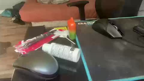 Snapshot of royalty13m chatting on 09-19-25, 08:42 Royalty13m online show from 09-19-25, 08:42