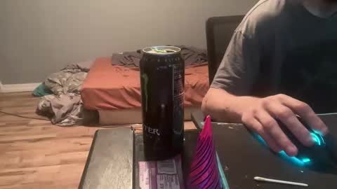 Snapshot of royalty13m chatting on 09-22-25, 02:13 Royalty13m online show from 09-22-25, 02:13