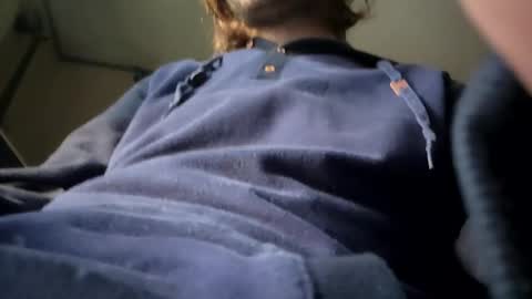 Snapshot of royalty13m chatting on 10-19-25, 10:10 Royalty13m online show from 10-19-25, 10:10