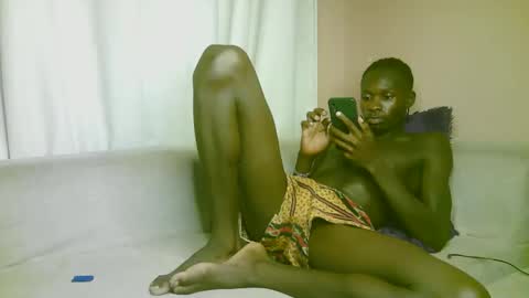 Snapshot of royalty254 chatting on 05-01-26, 08:24 royalty254 online show from 05-01-26, 08:24