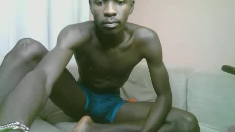 Snapshot of royalty254 chatting on 05-05-26, 07:05 royalty254 online show from 05-05-26, 07:05