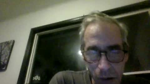 Snapshot of royboy2561 chatting on 11-10-25, 06:01 Roy Murrin online show from 11-10-25, 06:01