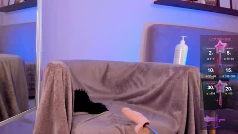 Snapshot of royce_ghost chatting on 02-22-25, 01:13 AnikaIm so hot that Ive already burned myself do you want me to set you on fire too online show from 02-22-25, 01:13